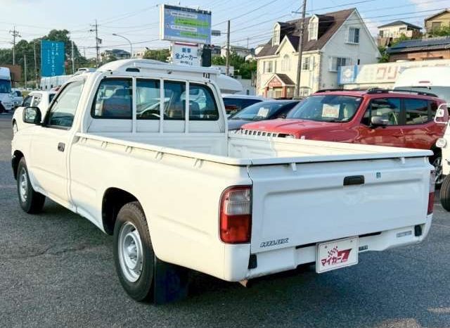 Toyota Hilux Deluxe Single Cab 2001 full