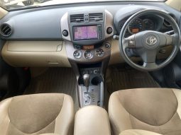 Toyota Vanguard 2011 full