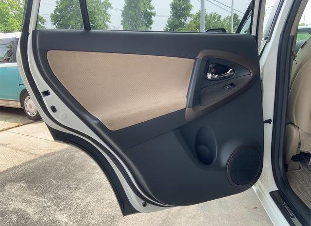 Toyota Vanguard 2011 full