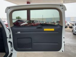 Toyota Vanguard 2011 full