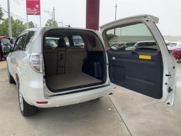 Toyota Vanguard 2011 full