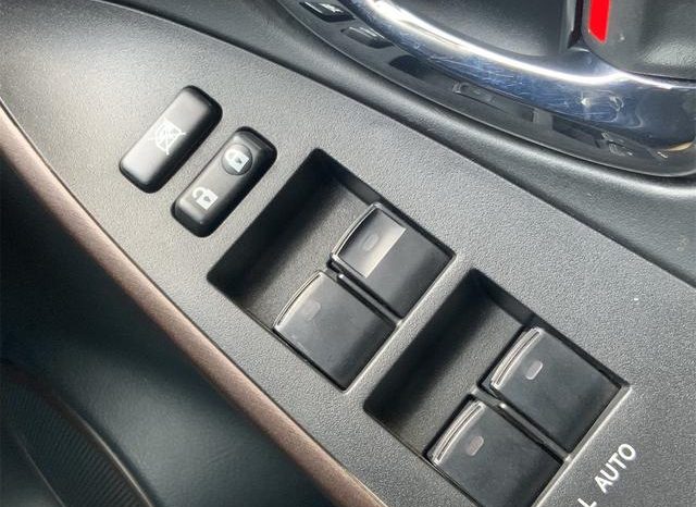 Toyota Vanguard 2011 full