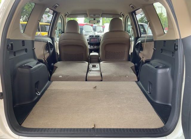 Toyota Vanguard 2011 full