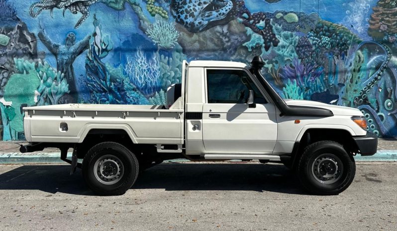 1999 Toyota Land Cruiser 70 Series full