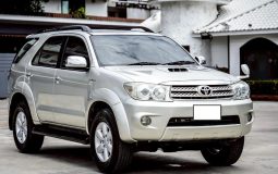 Toyota Fortuner 3.0 V 2011 full