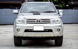 Toyota Fortuner 3.0 V 2011 full