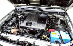 Toyota Fortuner 3.0 V 2011 full