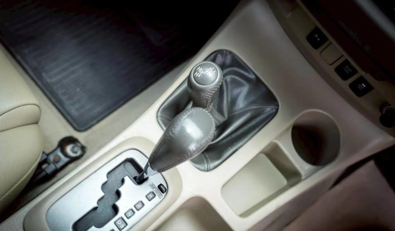 Toyota Fortuner 3.0 V 2011 full