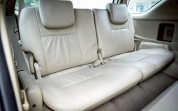 Toyota Fortuner 3.0 V 2011 full