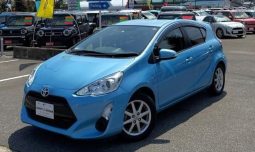 Toyota Aqua S 2015 full