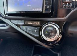 Toyota Aqua S 2015 full