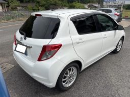 Toyota Vitz U 2011 full