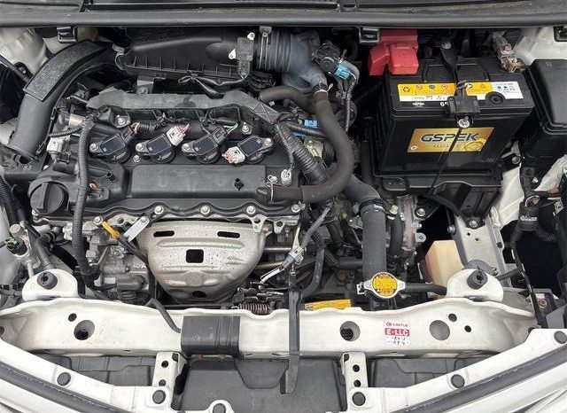 Toyota Vitz U 2011 full