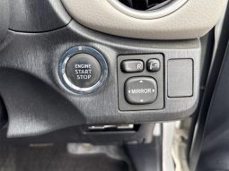 Toyota Vitz U 2011 full