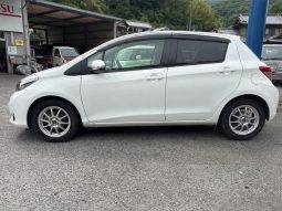 Toyota Vitz U 2011 full