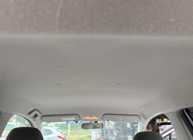 Toyota Vitz U 2011 full