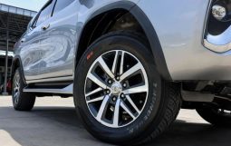 Toyota Fortuner 2.4 V 2018 full
