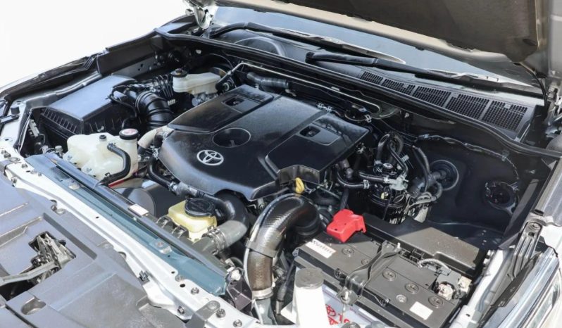 Toyota Fortuner 2.4 V 2018 full