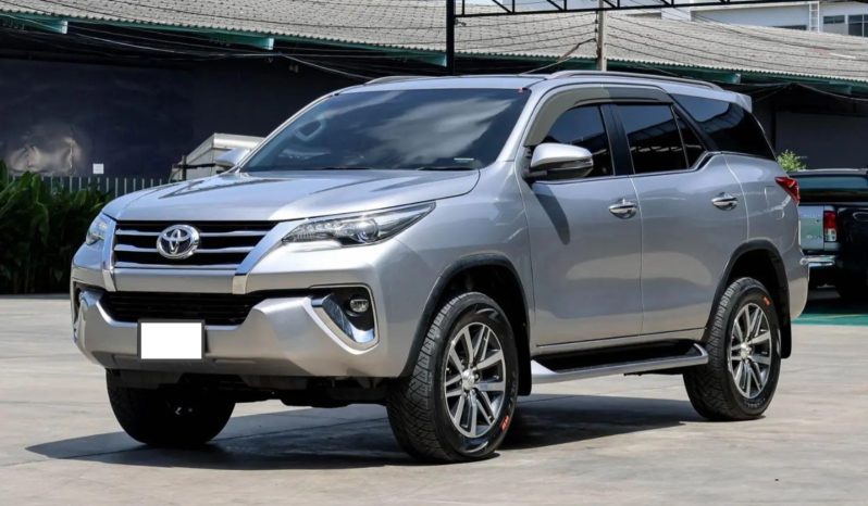 Toyota Fortuner 2.4 V 2018 full