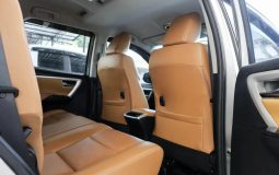 Toyota Fortuner 2.4 V 2018 full