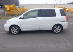 Toyota Raum 2009 full