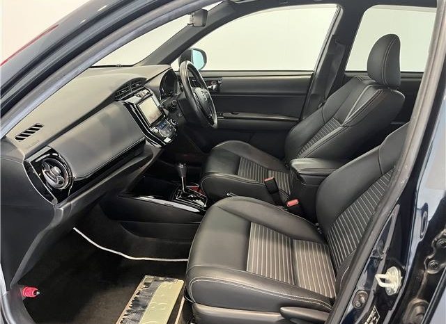 Toyota Corolla Fielder 1.5G WxB 2018 full