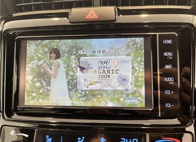 Toyota Corolla Fielder 1.5G WxB 2018 full