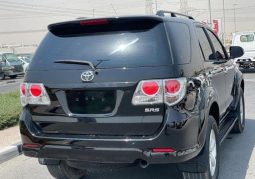 Toyota Fortuner 2009 full