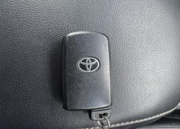 Toyota Harrier Premium 2014 full