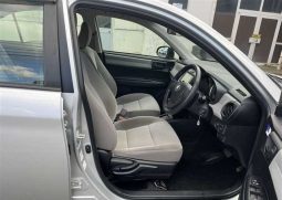 Toyota Corolla Axio 2012 full