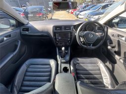 Volkswagen Jetta TDI Highline 2015 full