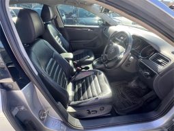 Volkswagen Jetta TDI Highline 2015 full