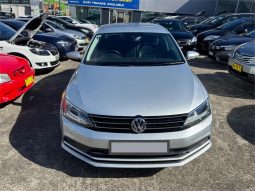 Volkswagen Jetta TDI Highline 2015 full