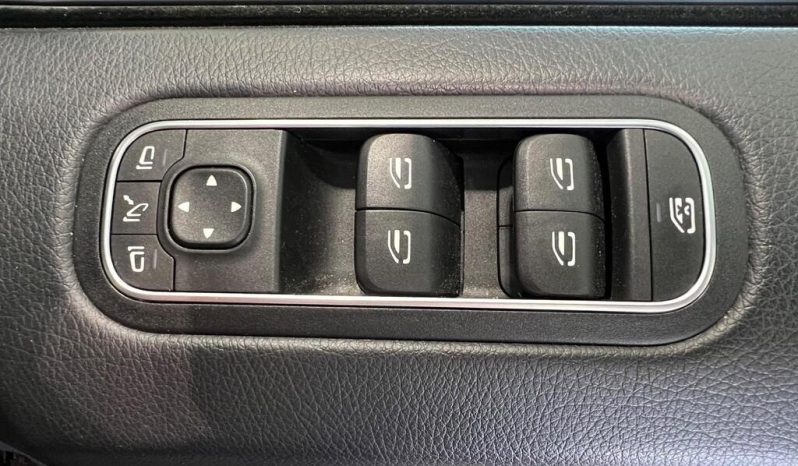 Mercedes-Benz G Class 4.0 G63 2020 full