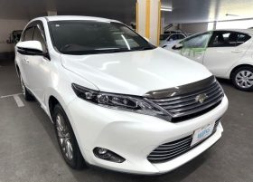 Toyota Harrier 2016