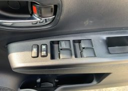 Toyota Vitz 2011 full