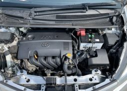 Toyota Vitz 2011 full