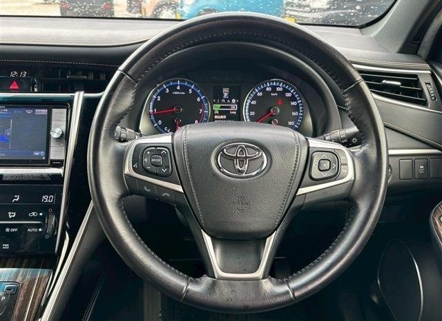 Toyota Harrier Elegance 2015 full