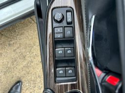 Toyota Harrier Elegance 2015 full