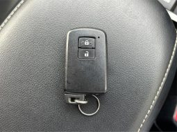 Toyota Harrier Elegance 2015 full