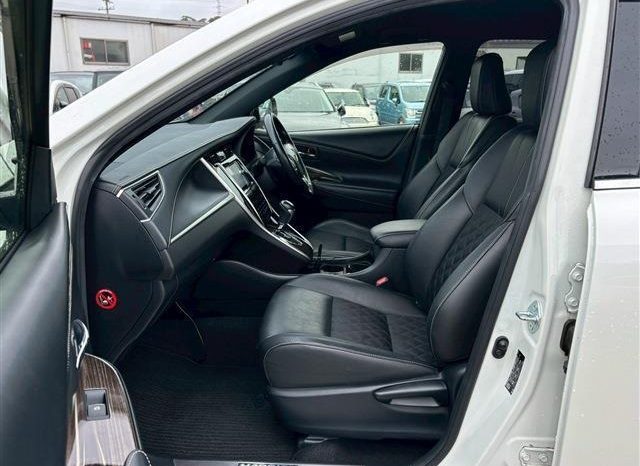 Toyota Harrier Elegance 2015 full