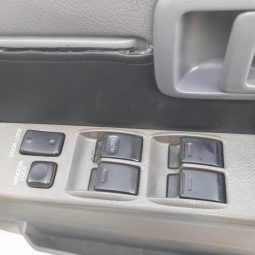 Toyota Land Cruiser Pick Up  4.5 V8 1VD 2016 full