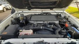 Toyota Land Cruiser Pick Up  4.5 V8 1VD 2016 full