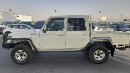 Toyota Land Cruiser Pick Up  4.5 V8 1VD 2016 full