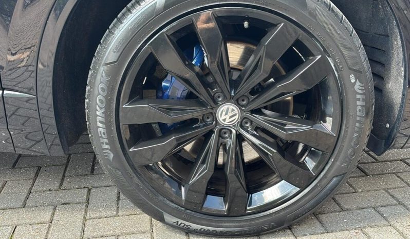 Volkswagen Touareg 3.0 TSI V6 R-Line 2019 full