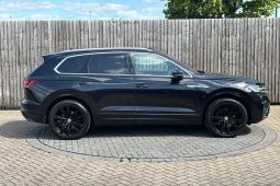 Volkswagen Touareg 3.0 TSI V6 R-Line 2019 full