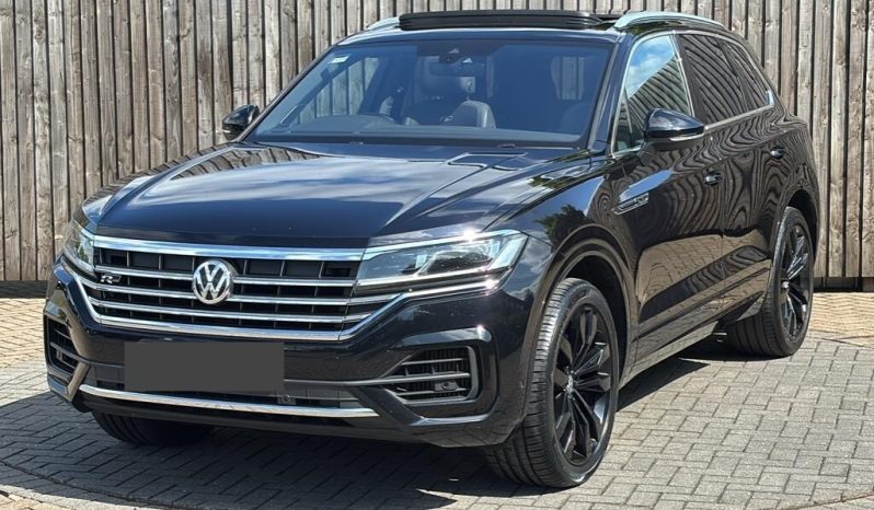 Volkswagen Touareg 3.0 TSI V6 R-Line 2019 full