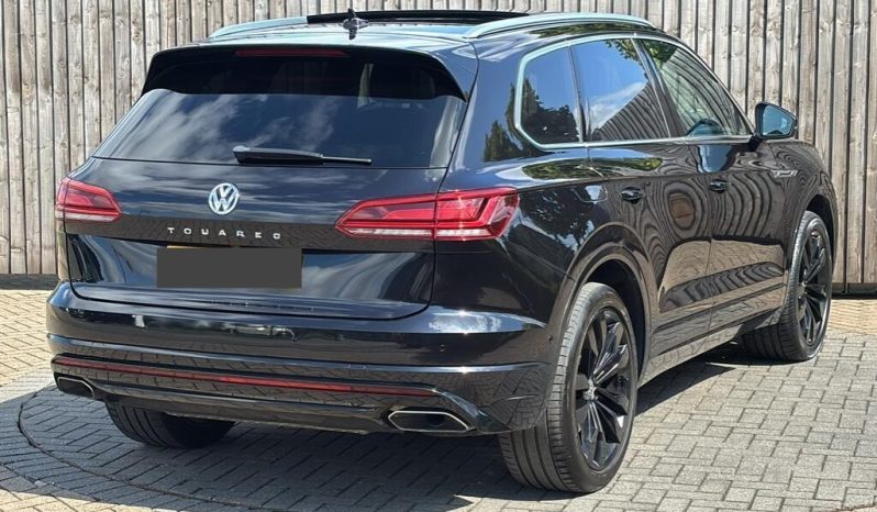 Volkswagen Touareg 3.0 TSI V6 R-Line 2019 full