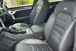 Volkswagen Touareg 3.0 TSI V6 R-Line 2019 full