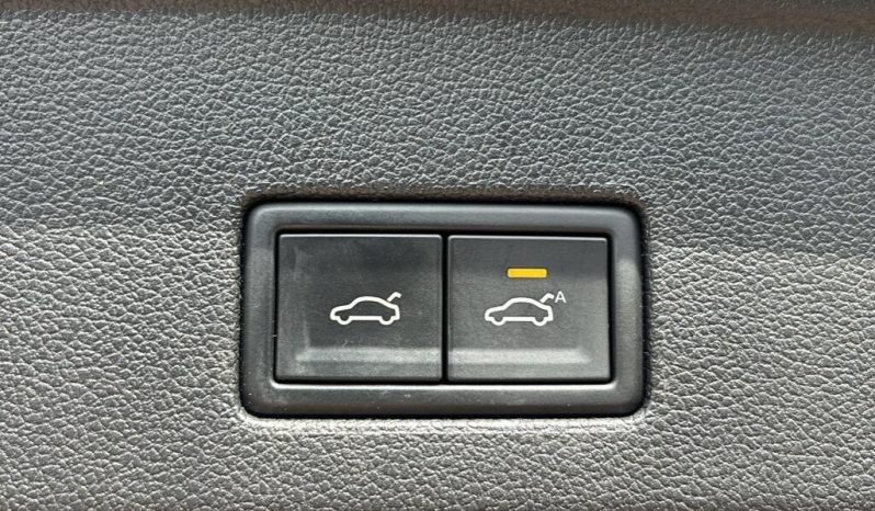 Volkswagen Touareg 3.0 TSI V6 R-Line 2019 full